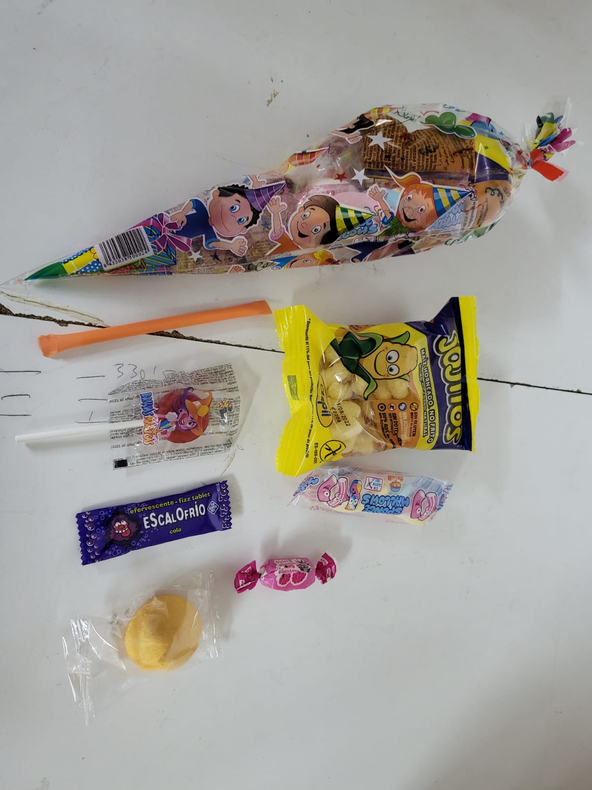 Pack Conos de Chuches Preparadas para Cumpleaños - Cucuruchos con Gominolas  - Lote de Bolsas para Fiesta infantil : : Alimentación y bebidas