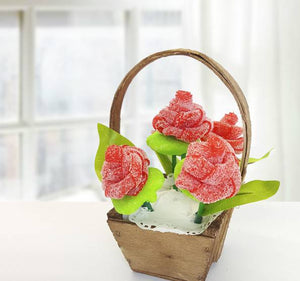 Mini Cestita de madera con 5 Rosas