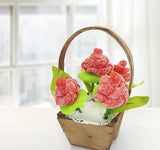 Mini Cestita de madera con 5 Rosas